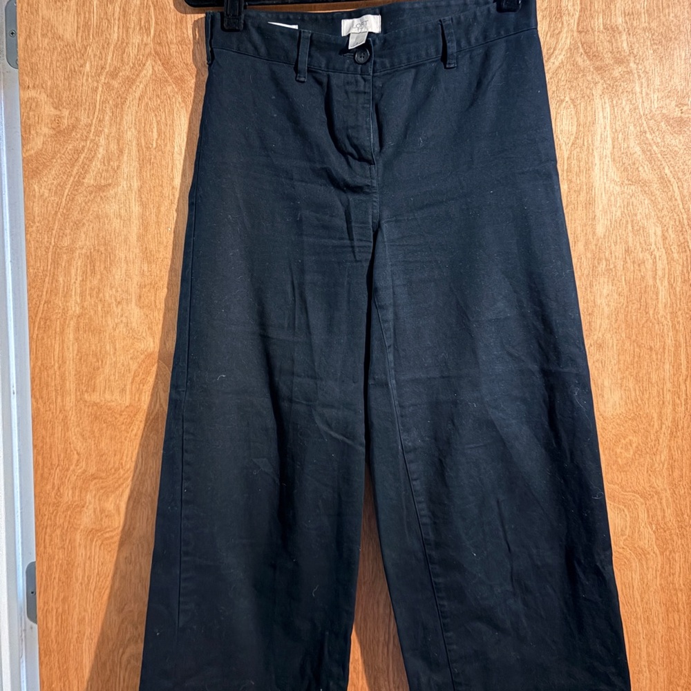 LOFT wide leg 3/4 pants in black